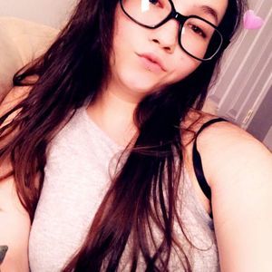 Meet your Posher, Ayeeits